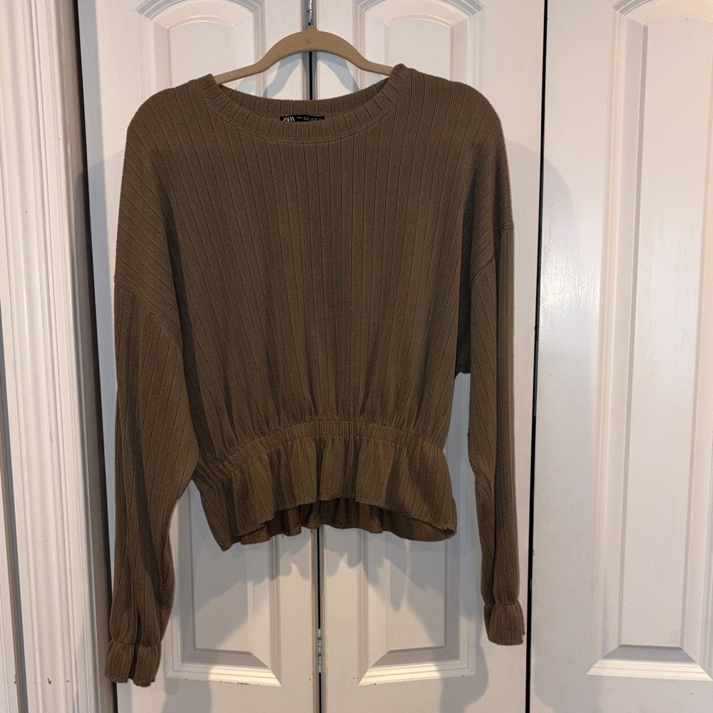 Zara Olive Ribbed Knit Sweatshirt